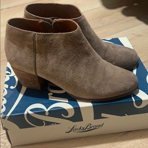 Women’s Lucky booties